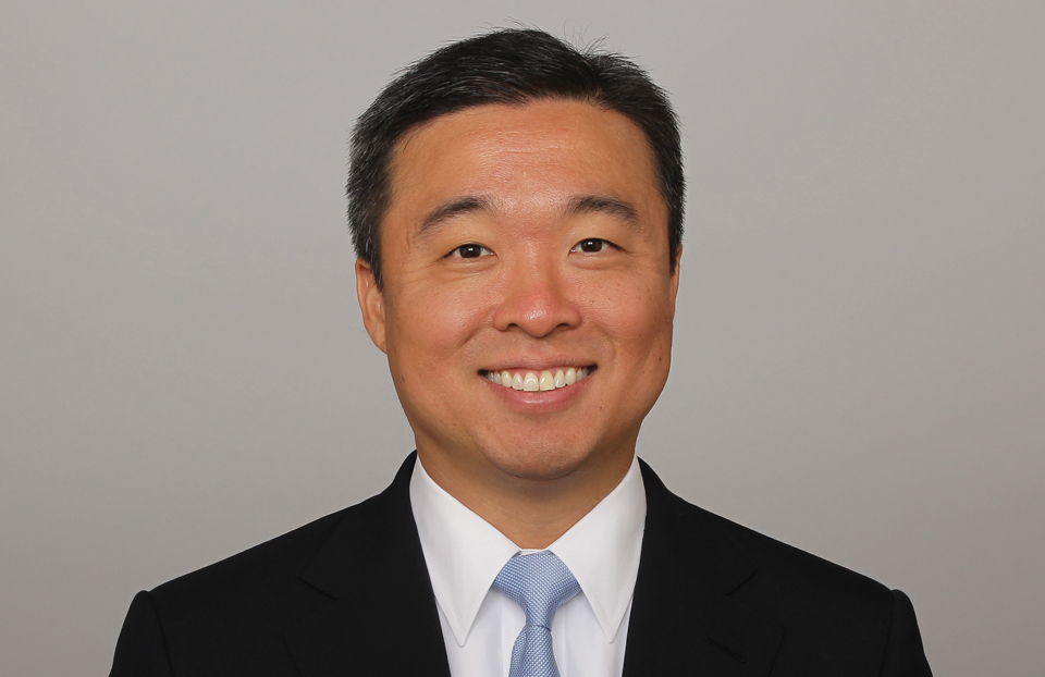 Gideon Yu是Bowers＆Wilkins的执行董事长，也是旧金山49人队的共同所有人。