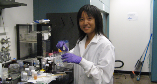 Jessica Tian发明了一种化学浸渍剂，可以使经过处理的纸张、织物等免受有害细菌的污染。