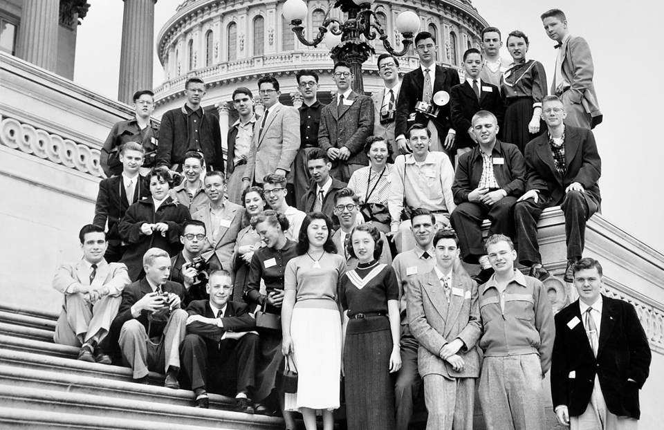 1954年科学人才搜索国会大厦的决赛选手。西区圣斯。