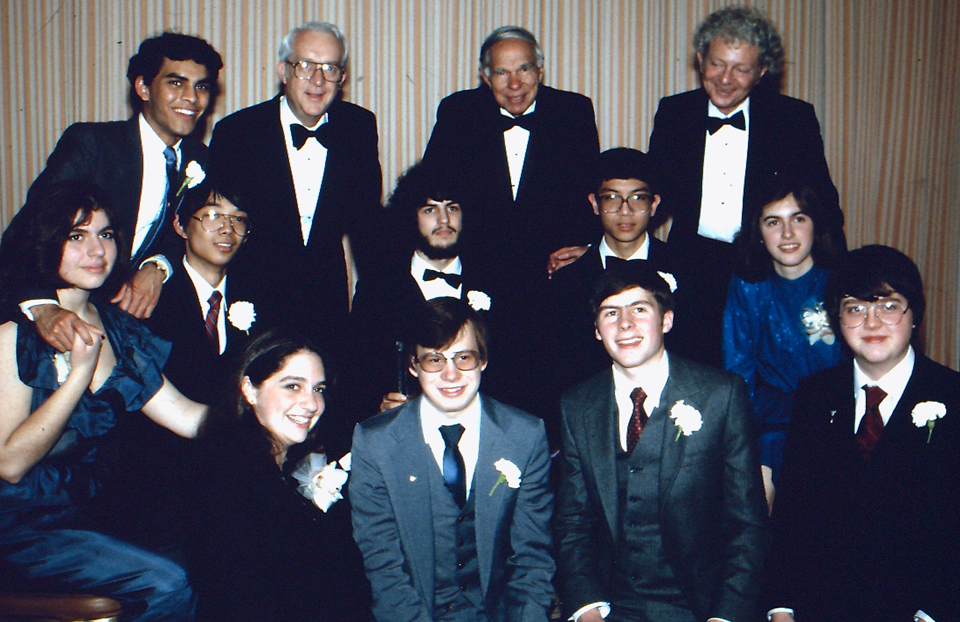 1984年科学人才搜索决赛者 - 前十名。西区圣斯。