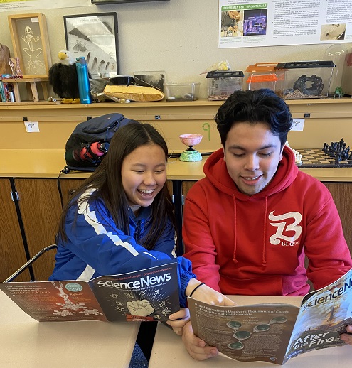 《高中科学新闻》资源帮助Jennifer的学生达到读写能力和STEM标准。