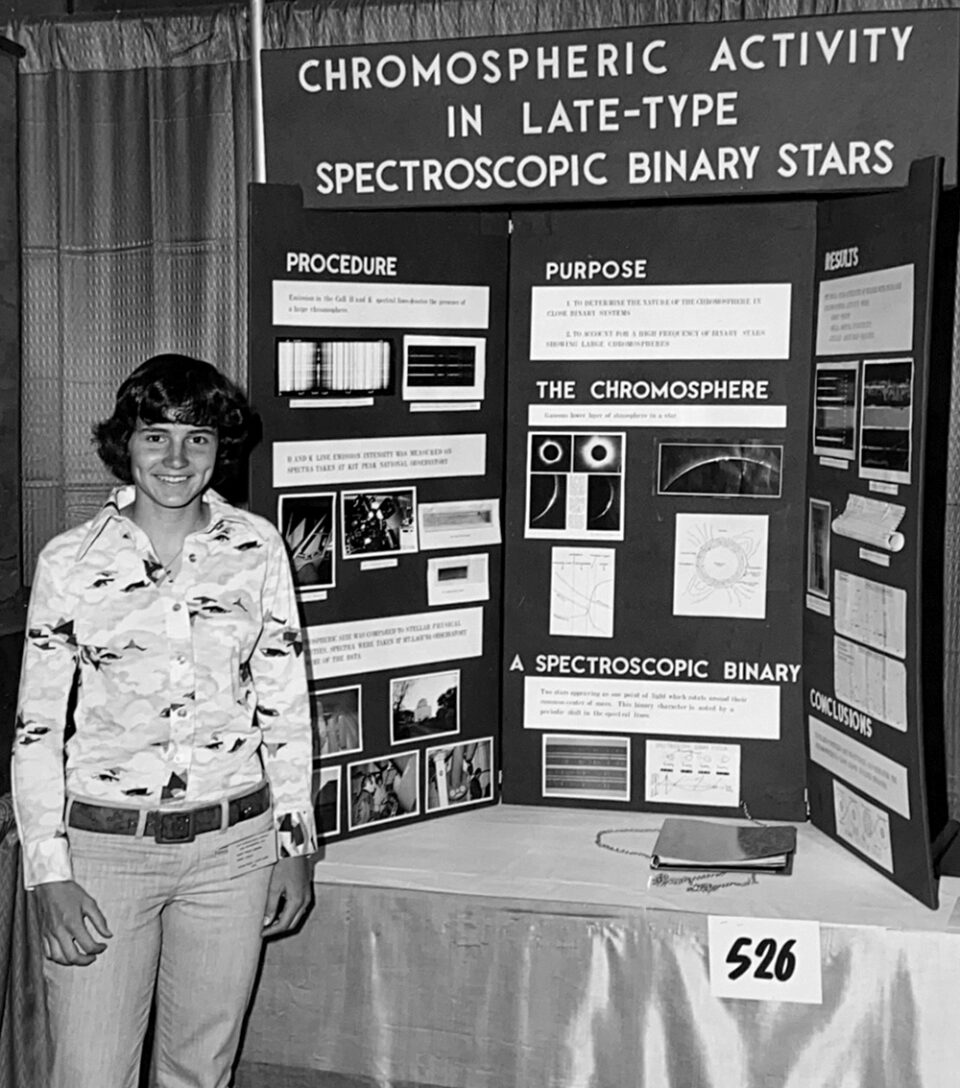 著名的校友 - 爱丽丝·科尼格斯（Alice Koniges）在1974年在印第安纳州印第安纳波利斯的ISEF进行项目。